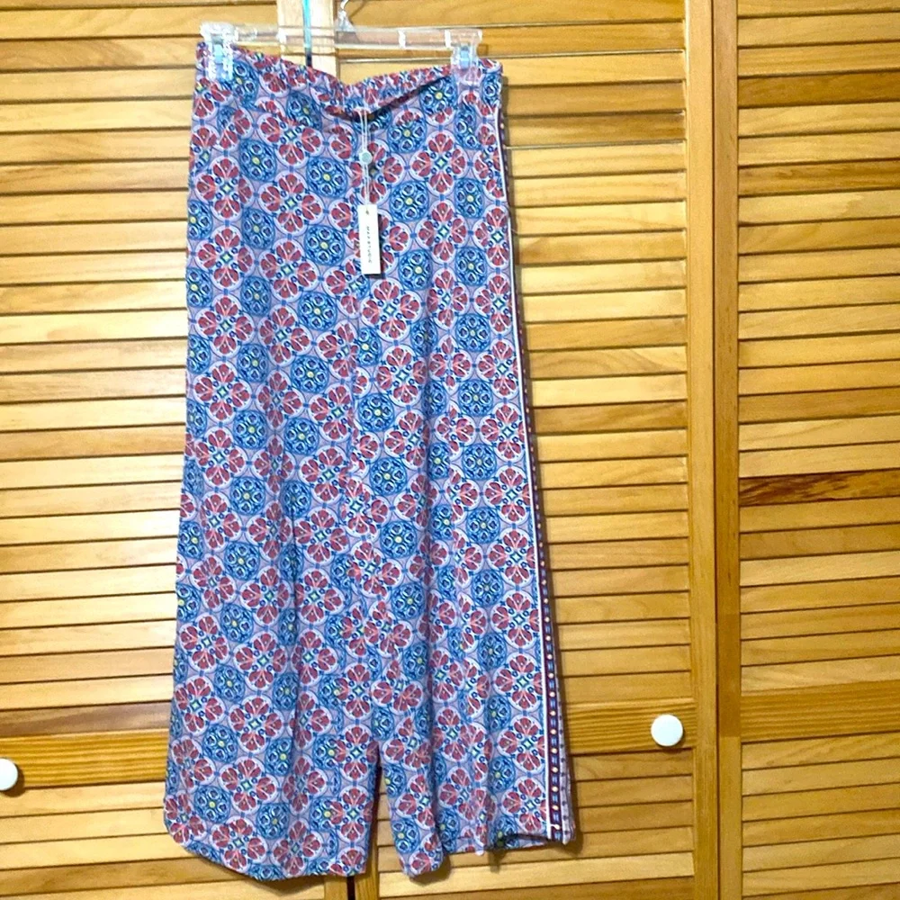 Max studio - Picture 1 of 4